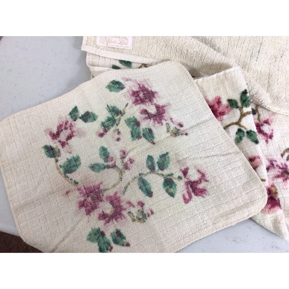 Vintage Cannon Gold Label Floral Towel Set of Two